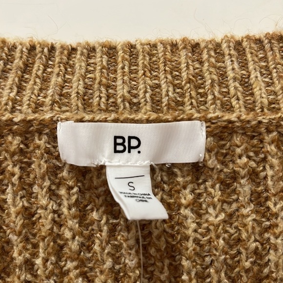 BP (Nordstroms) golden brown long sleeve sweater crewneck hip length small - Picture 5 of 10